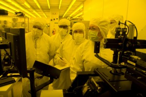 Researchers at ASU's NanoFab facility provide expertise to help businesss and industry take advantage of the latest technologies. (Photo: Jessica Slater/ASU)